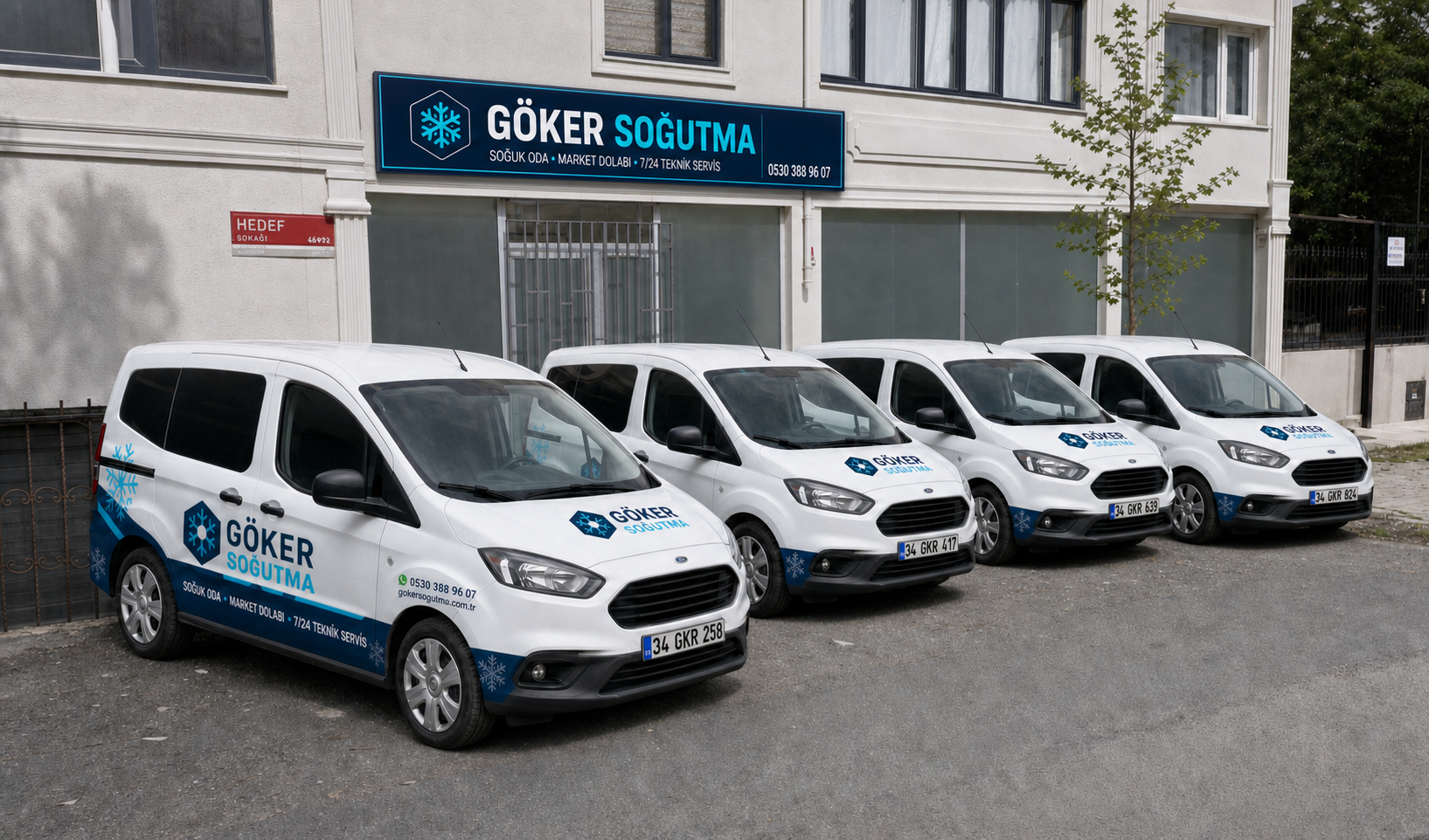 Göker Soğutma Ümraniye ofisi önünde dört araçlık servis filosu